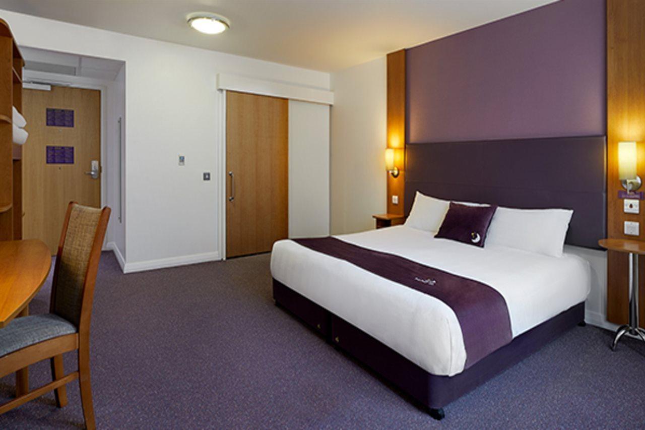 Premier Inn Cambridge Girton  Kültér fotó