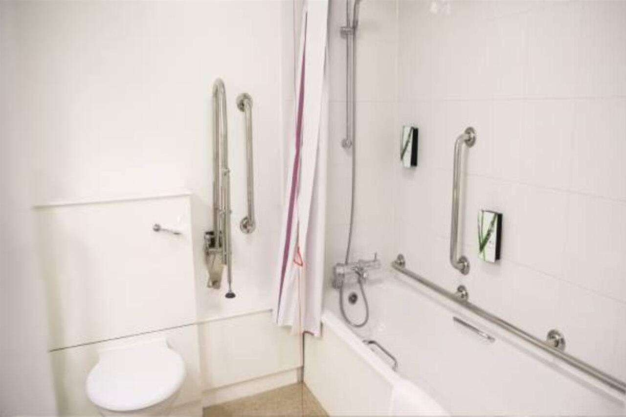 Premier Inn Cambridge Girton  Kültér fotó