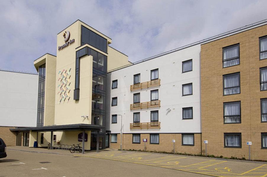 Premier Inn Cambridge Girton  Kültér fotó