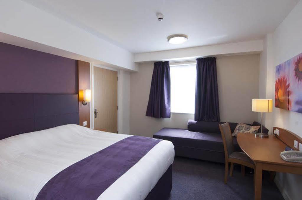 Premier Inn Cambridge Girton  Kültér fotó