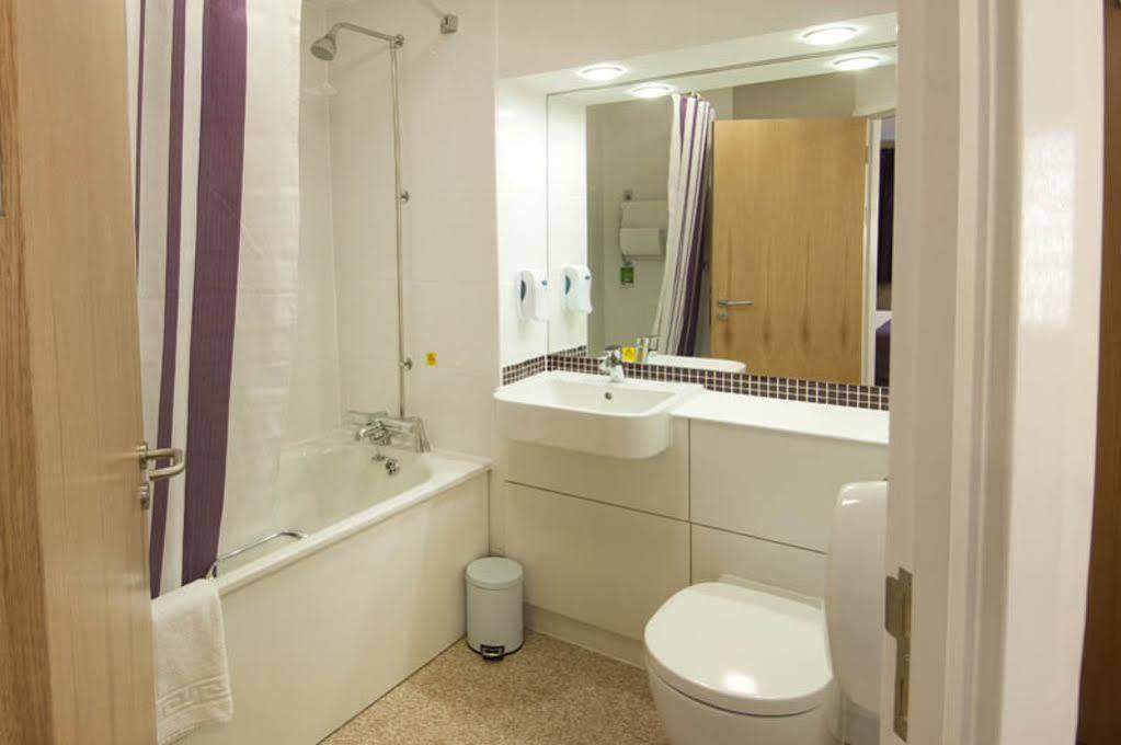 Premier Inn Cambridge Girton  Kültér fotó